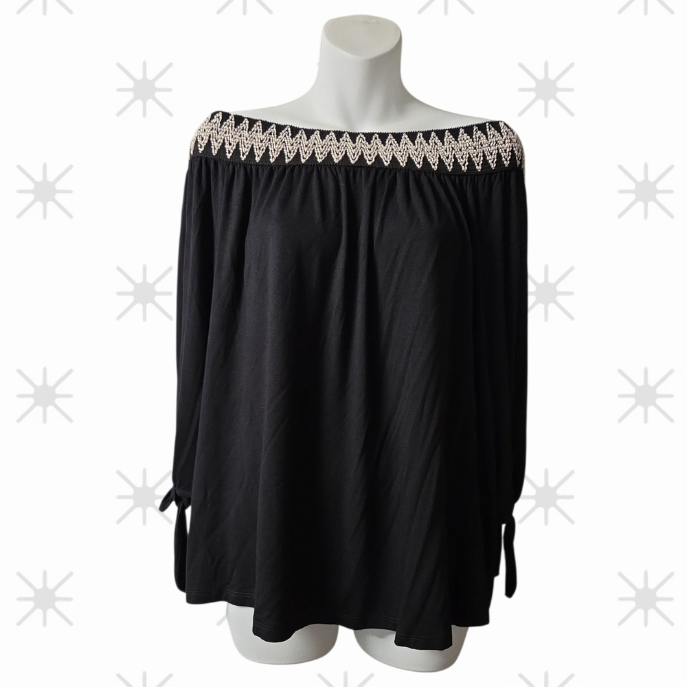 Kim & Cami Black Off-Shoulder Blouse with Embroidery